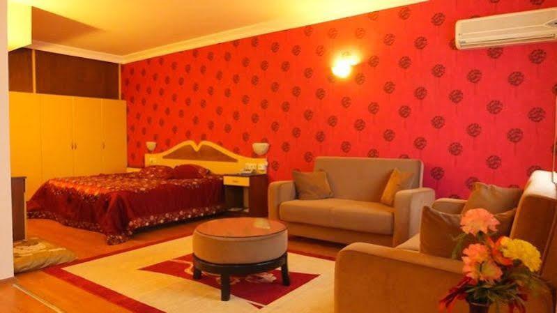 Hotel Delta Yss Гебзе Екстериор снимка